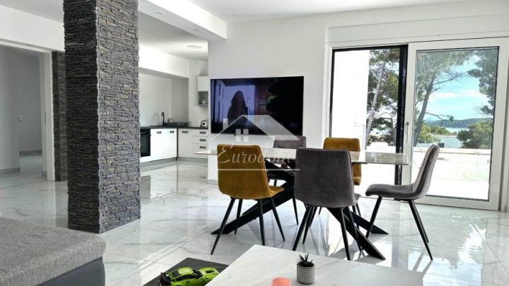 Apartma na predaj 135 m² – Rab