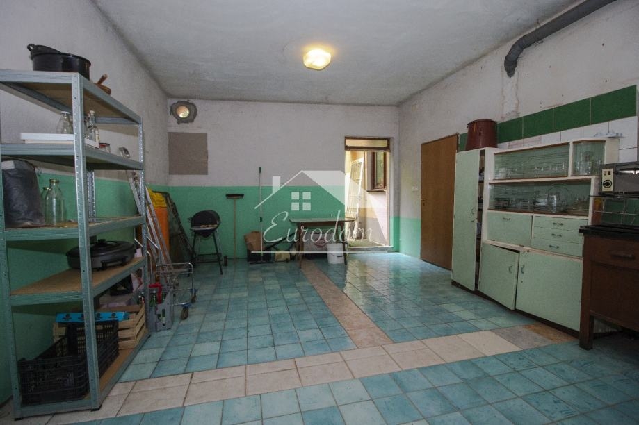 Kuća Na prodaju -  Kostanjevac