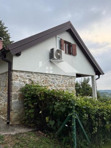 House For sale — Desinić