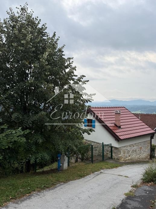 Hiša Na predaj -  Osredek Desinićki