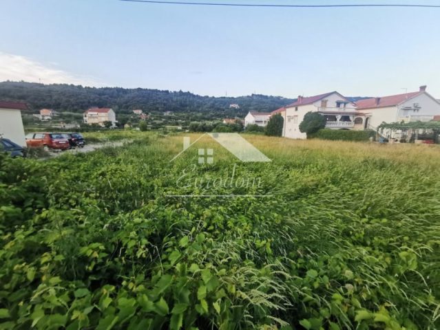 Land for sale 2082 m² – Rab