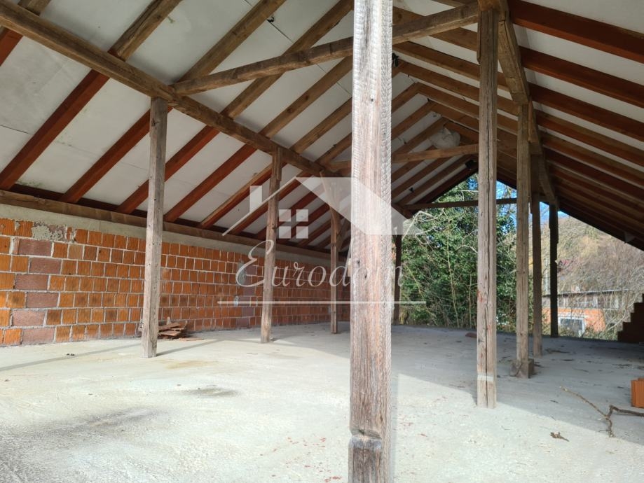 Haus Zu verkaufen -  Družilovec