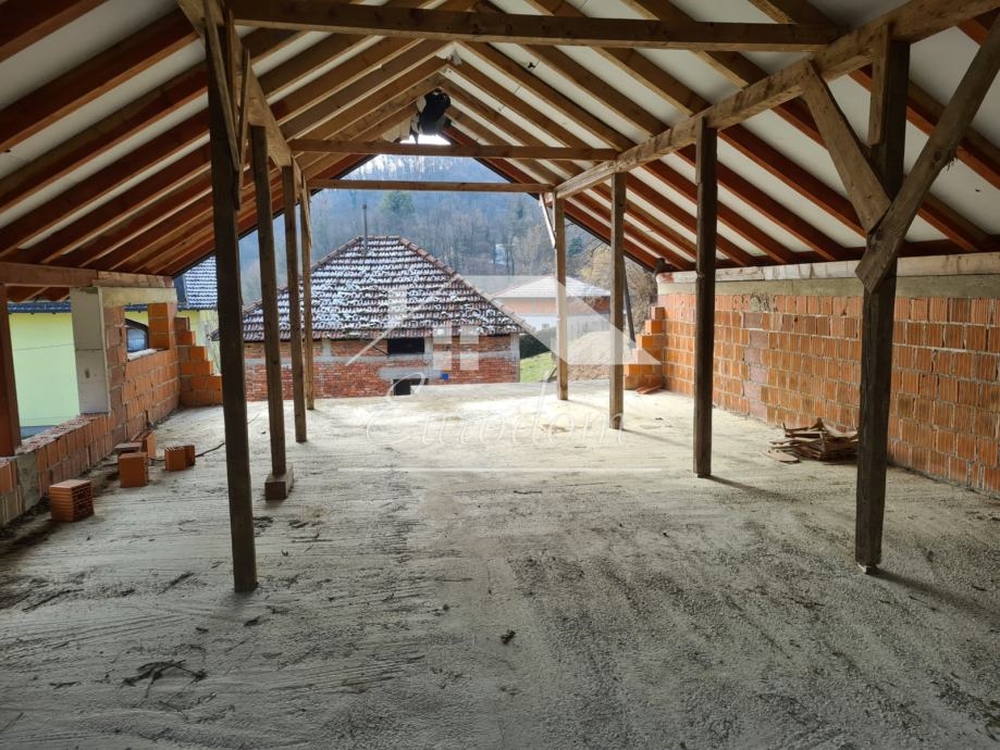 Haus Zu verkaufen -  Družilovec