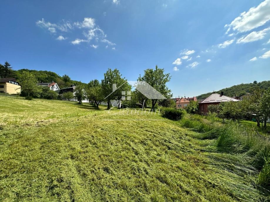 Pozemok Na predaj -  Gračani