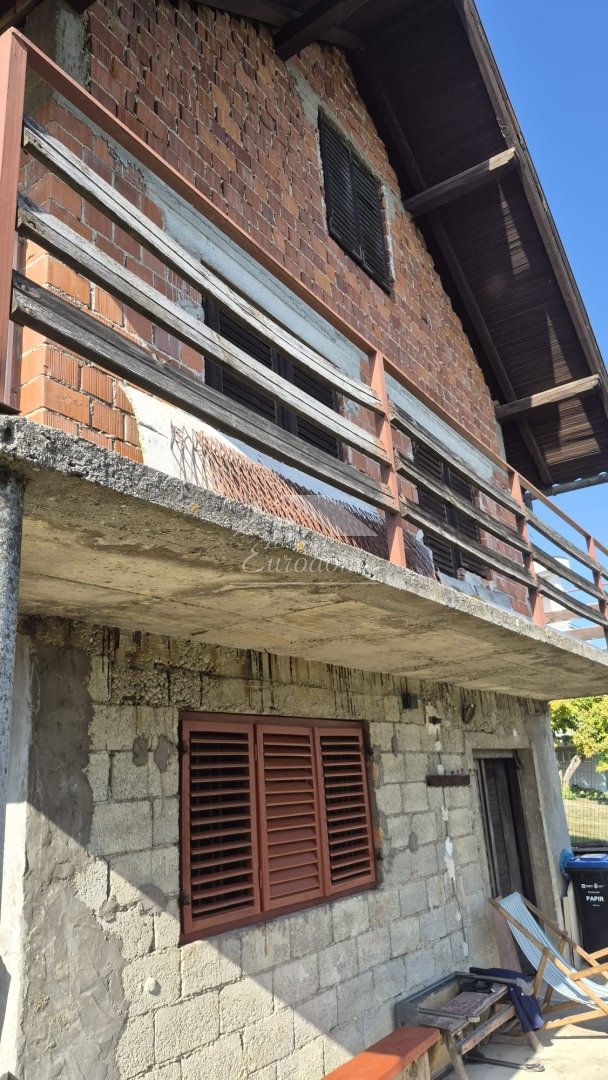 Maison À vendre - Grad Zagreb Perjavica