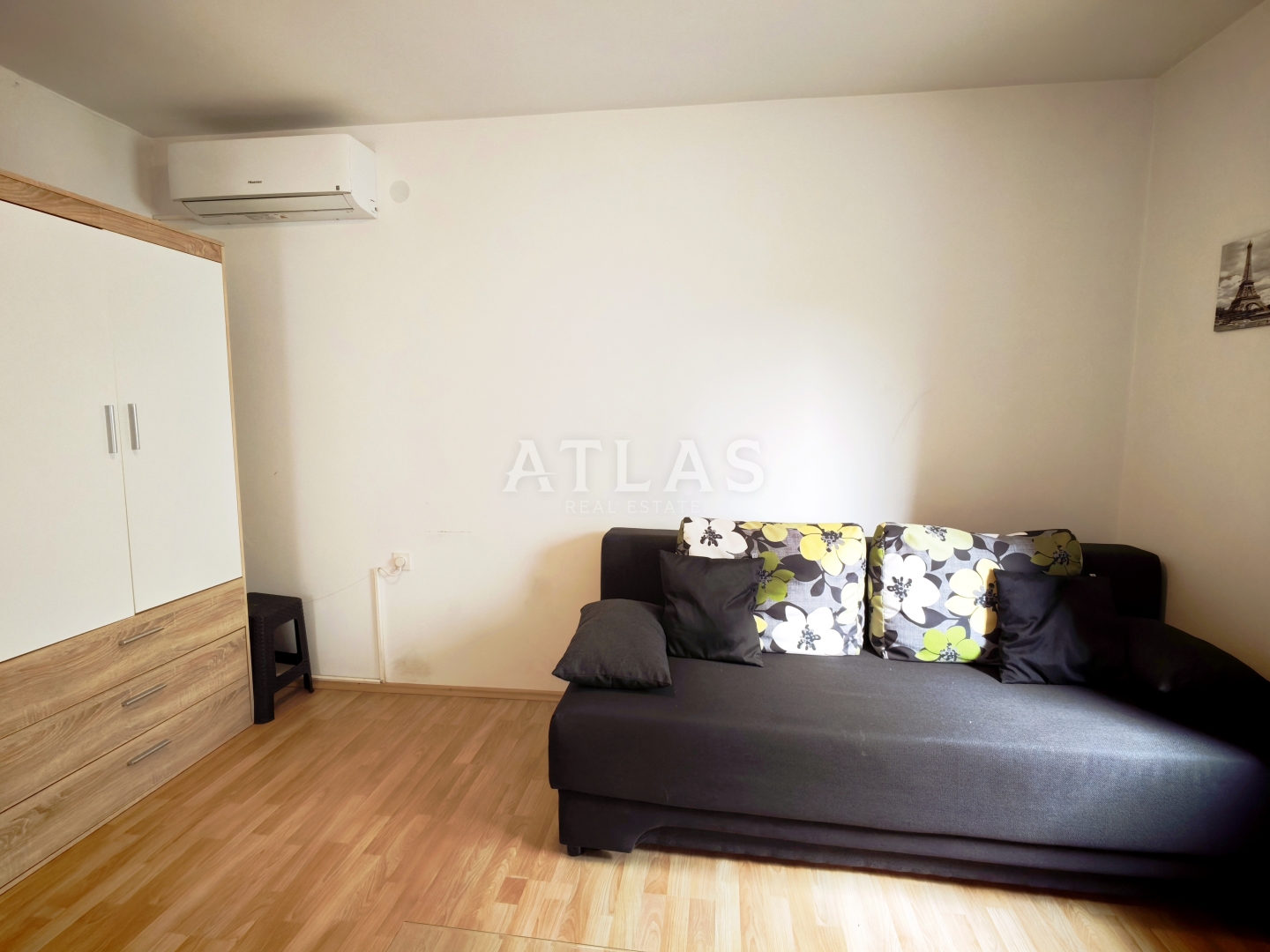 Apartma Na predaj -  Hosti