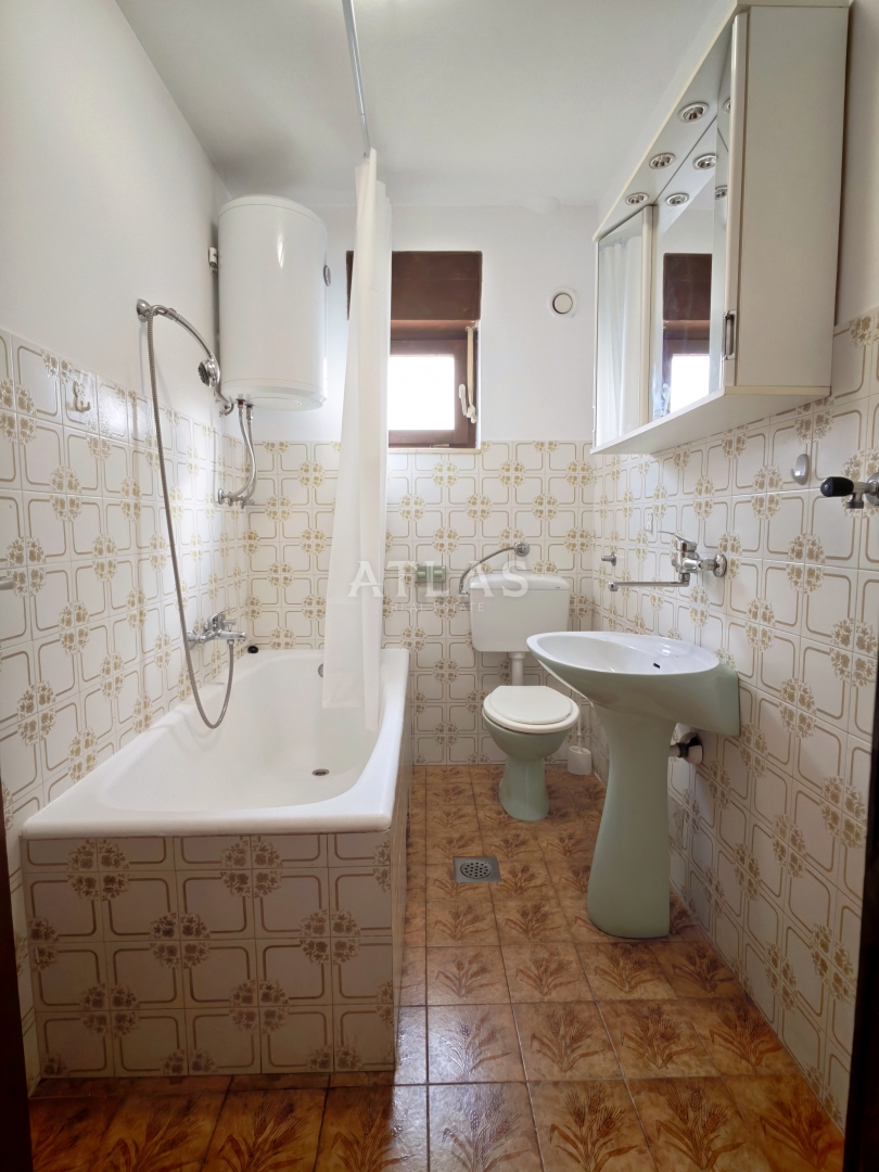 Apartma Na predaj -  Hosti