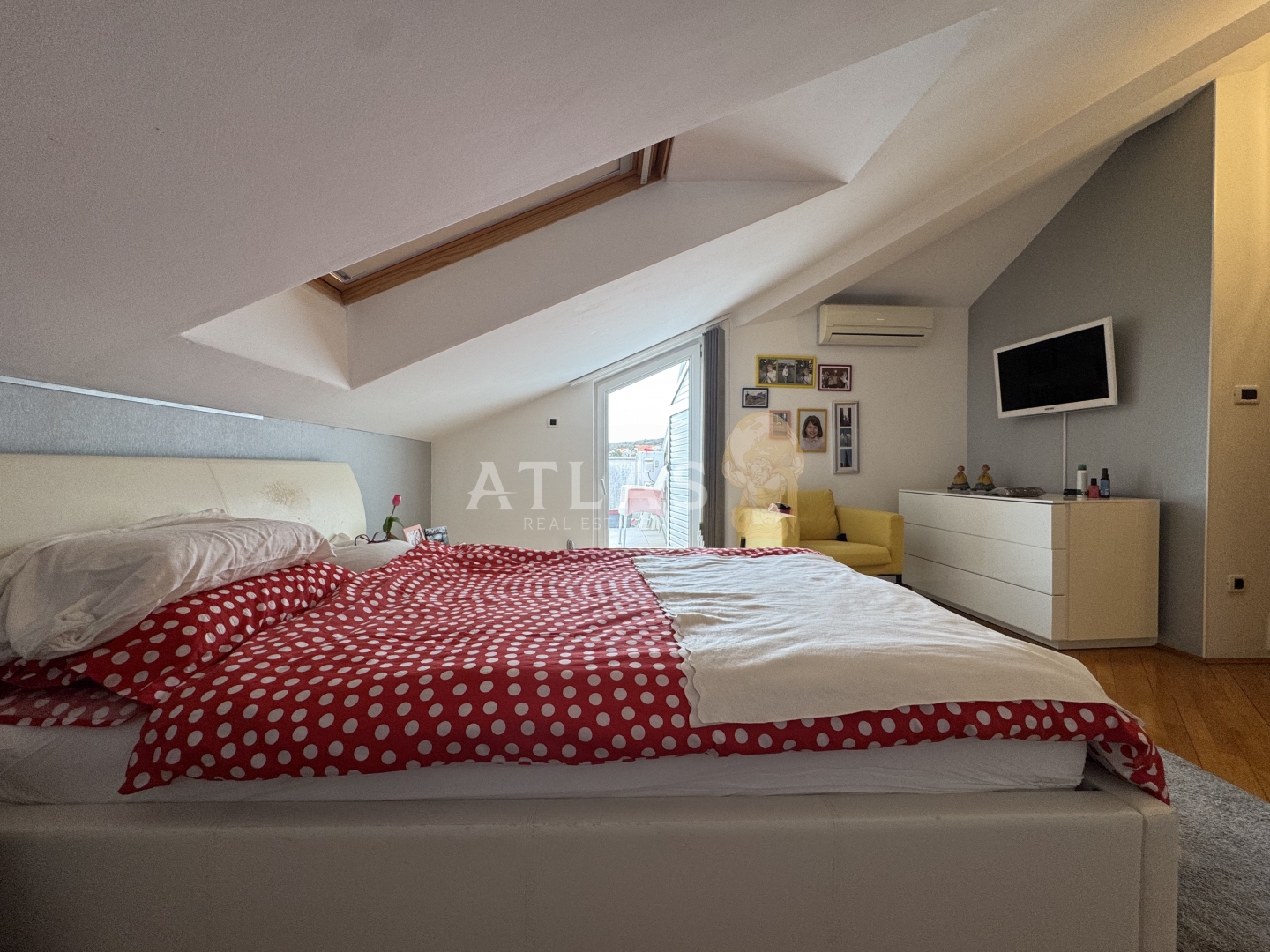 Apartma Na predaj -  Paveki
