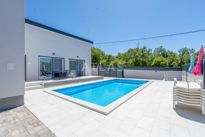 Dom na predaj 135 m² – Kraljevica