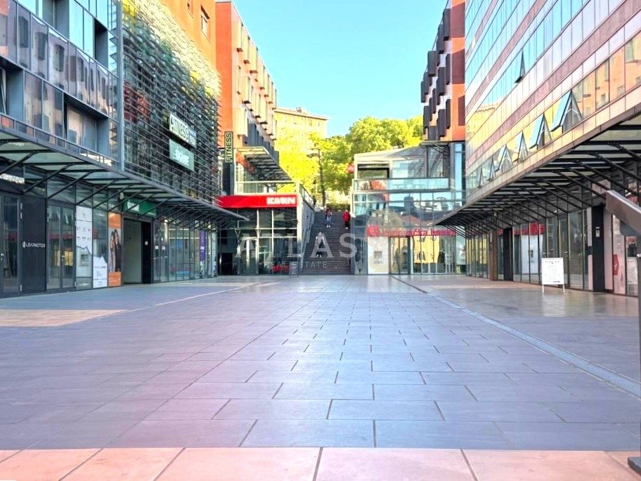 Commerciale In vendita - Primorsko-goranska Centar - foto 1/1