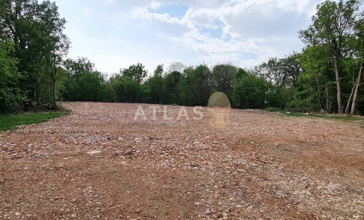 Pozemok na predaj 1037 m² – Čavle