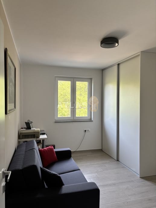 Apartment Zu verkaufen -  Rešetari