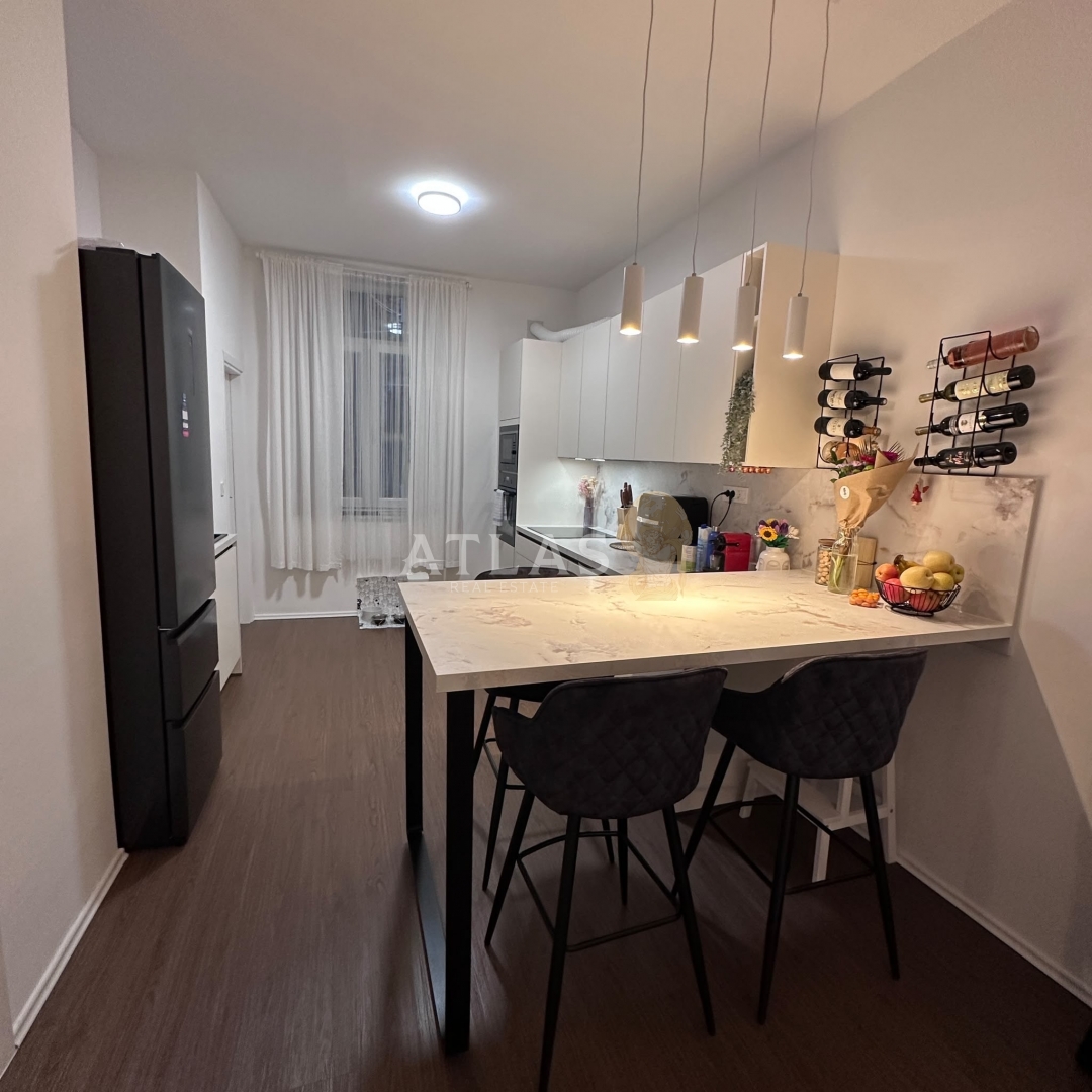 Flat For sale -  Centar