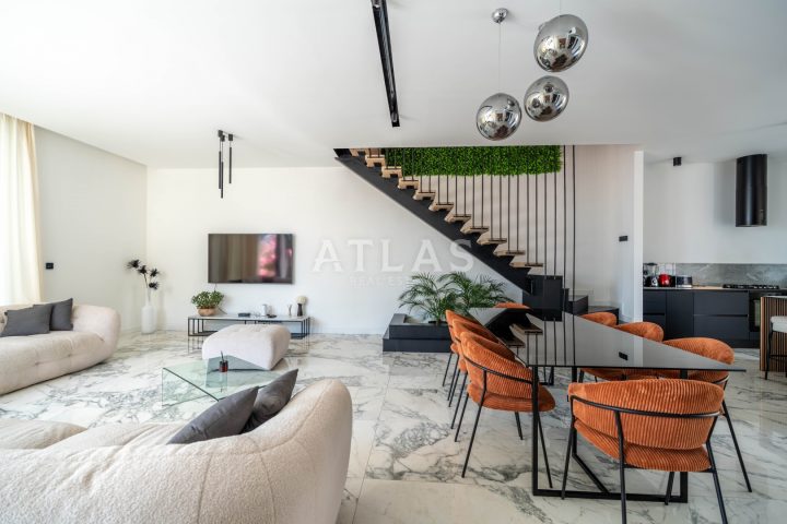 Haus zu verkaufen 293 m² – Kostrena