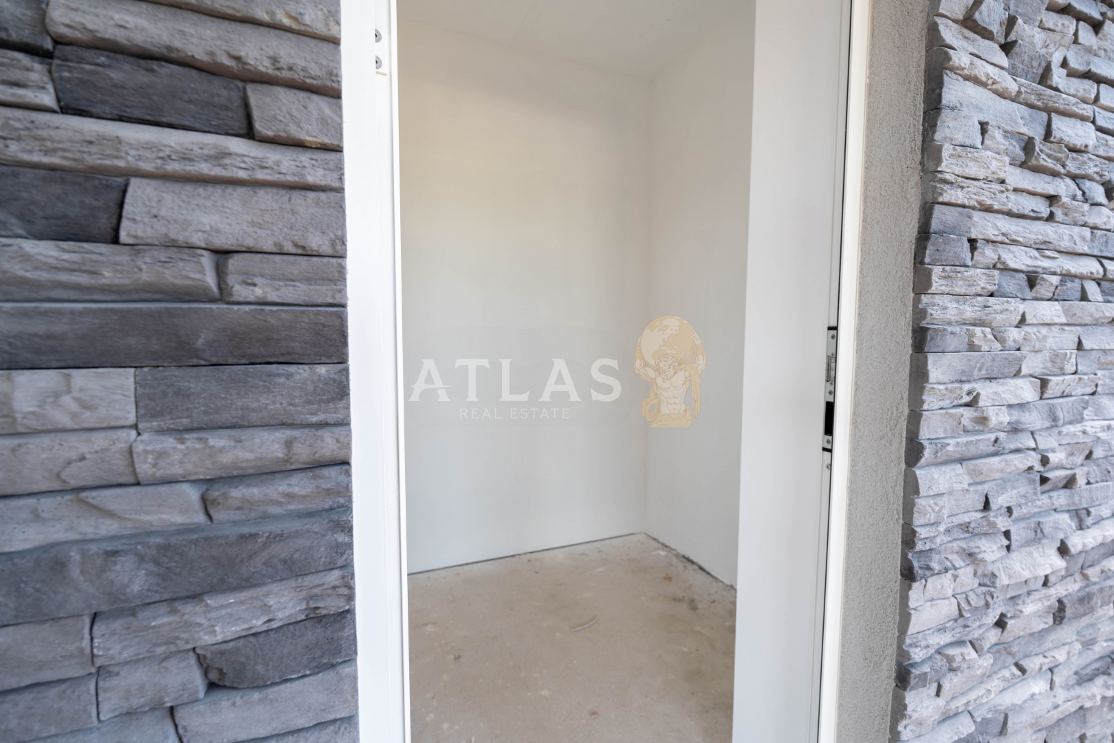 Flat For sale -  Drenova