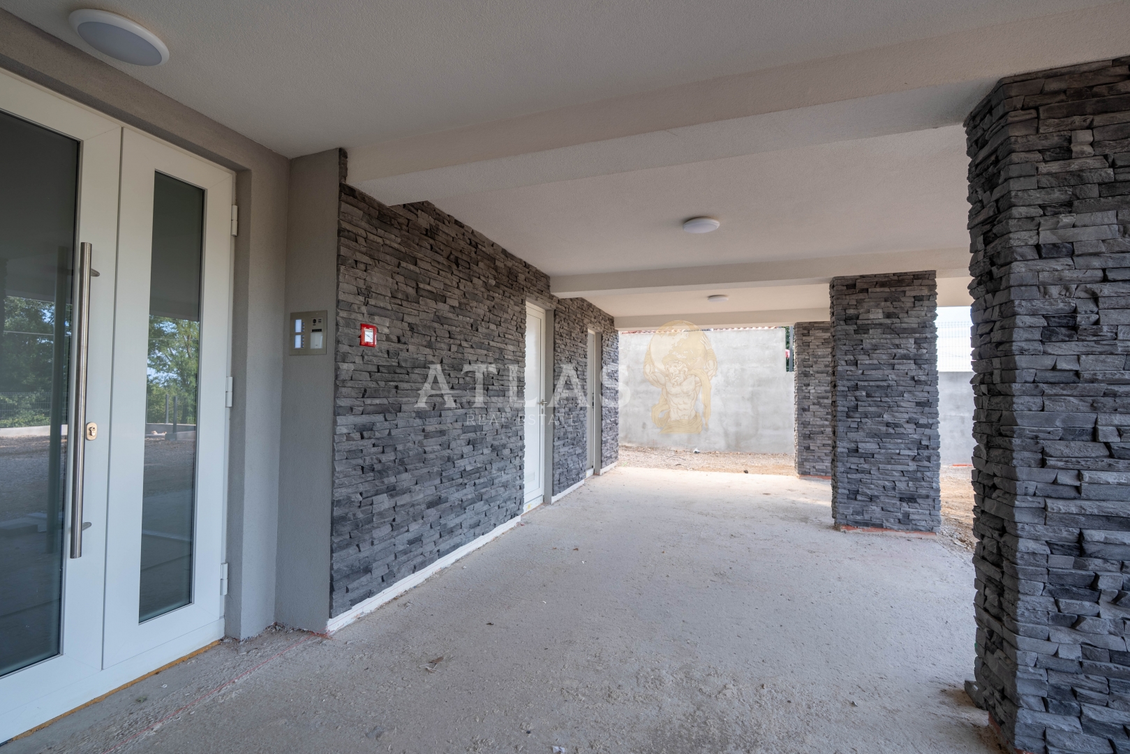 Flat For sale -  Drenova