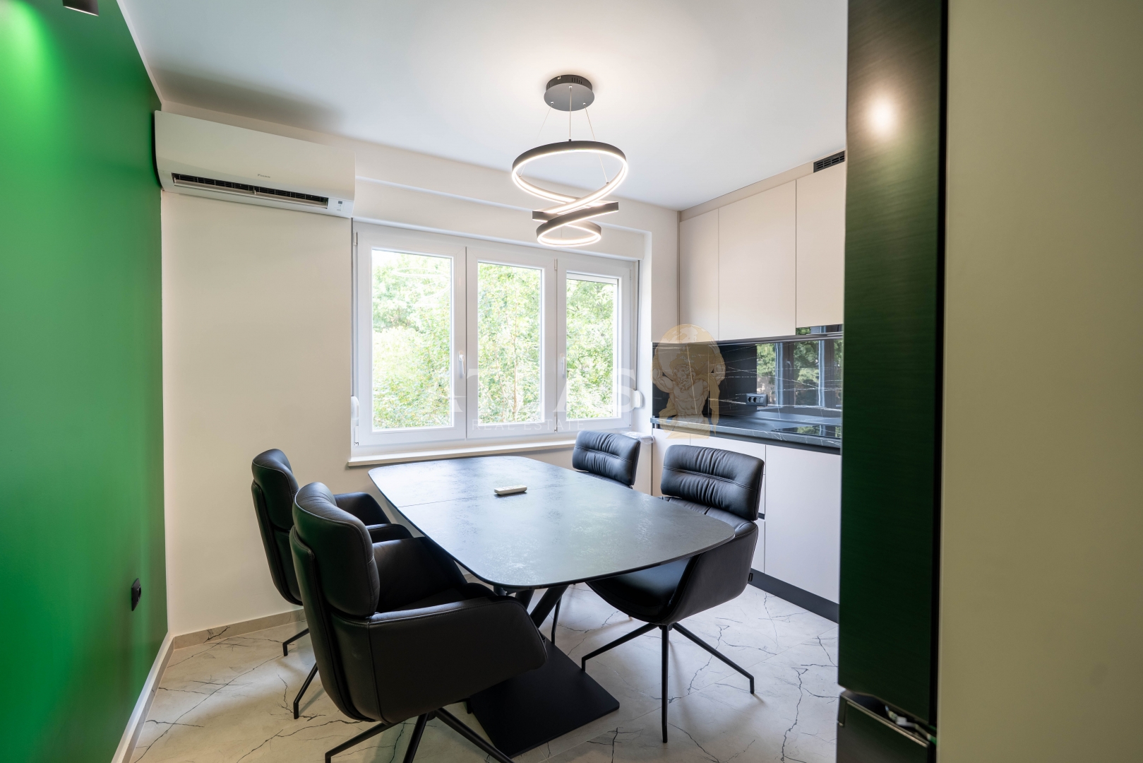 Apartma Na predaj - Primorsko-goranska Donja Vežica