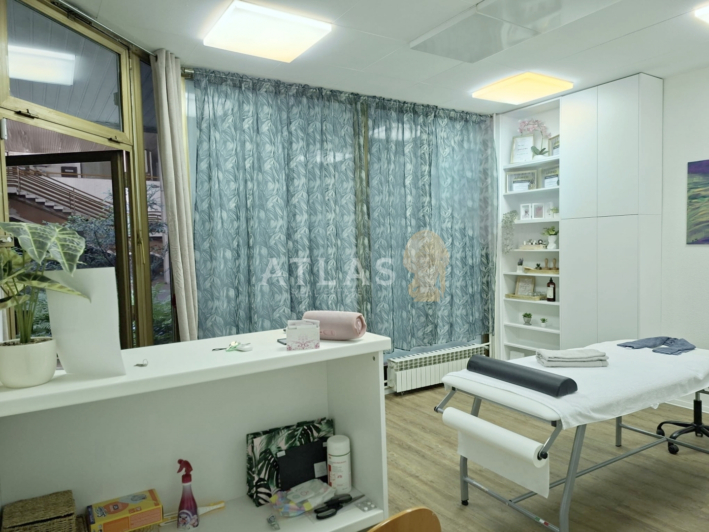 Locaux commerciaux À vendre - Grad Zagreb Medveščak - foto 2/4