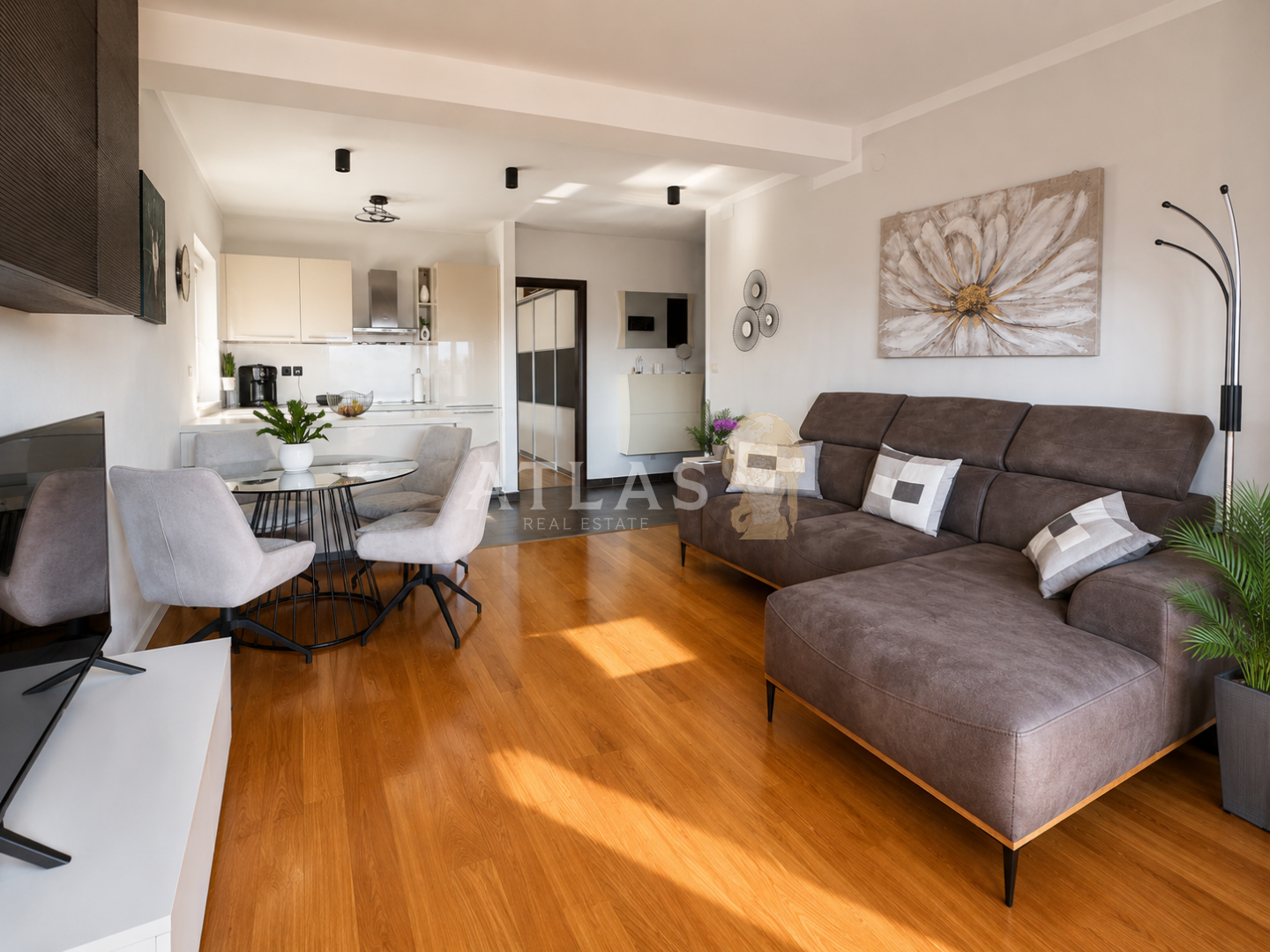 Apartmán Na predaj - Primorsko-goranska Viškovo - foto 2/16