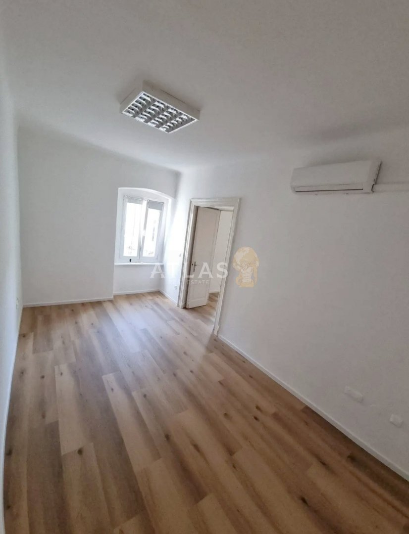 Poslovni prostor Na prodaju - Primorsko-goranska Centar - foto 4/5
