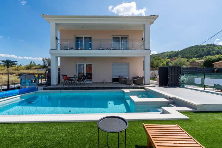 Maison à vendre 202 m² – Cerovlje
