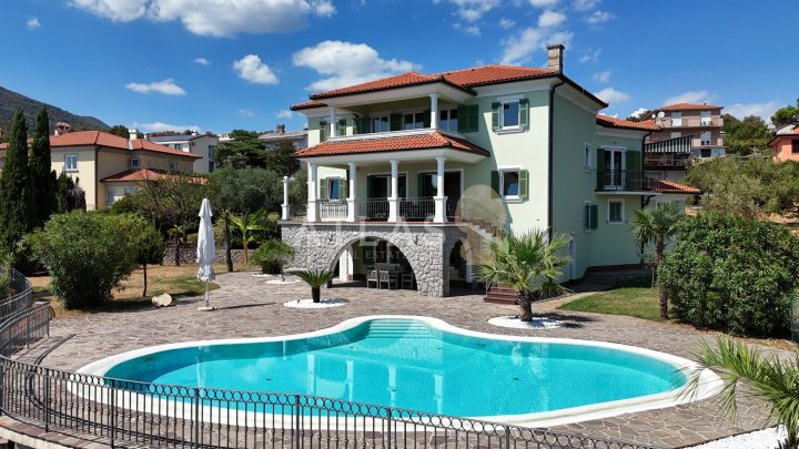 House for sale 530 m² – Opatija - Okolica