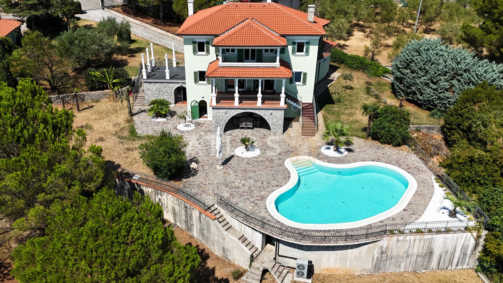 Maison À vendre - Primorsko-goranska Pobri