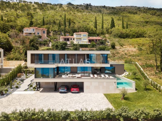 Hiša naprodaj 220 m² – Labin