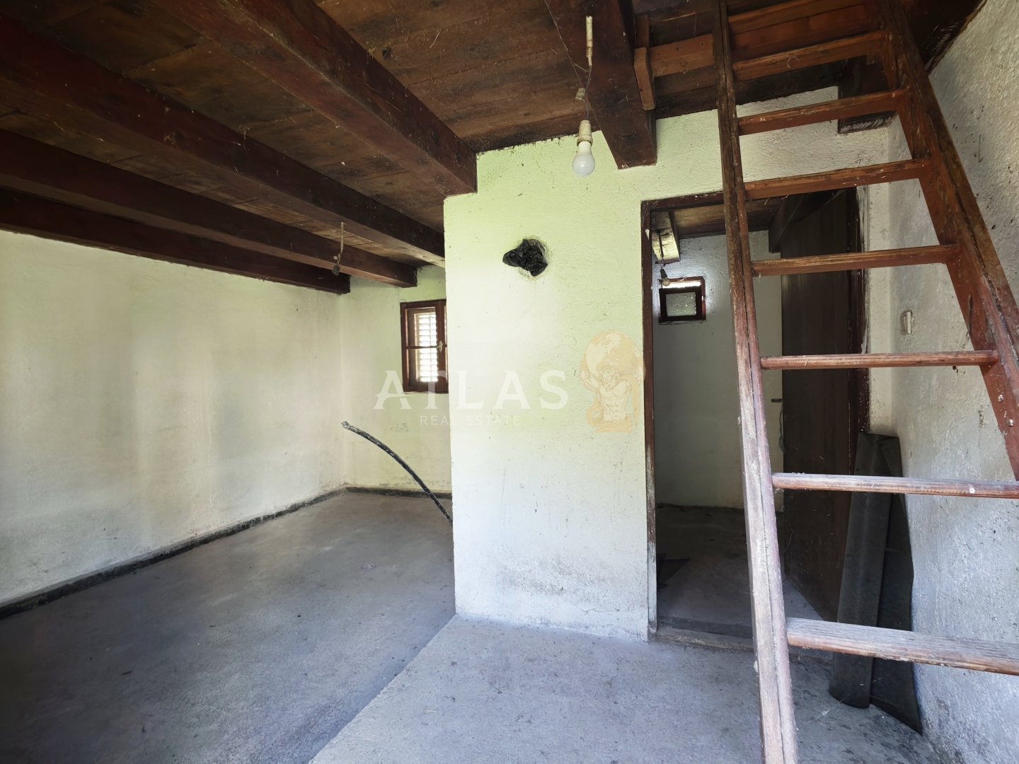 House For sale - Primorsko-goranska Razloge