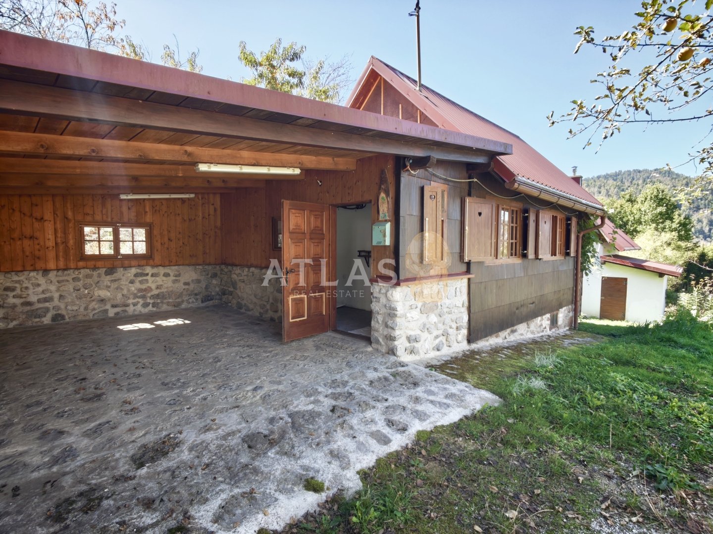 House For sale - Primorsko-goranska Razloge