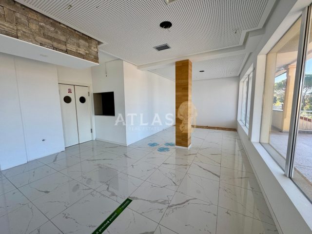 Komerční k pronájmu 244 m² – Malinska-Dubašnica