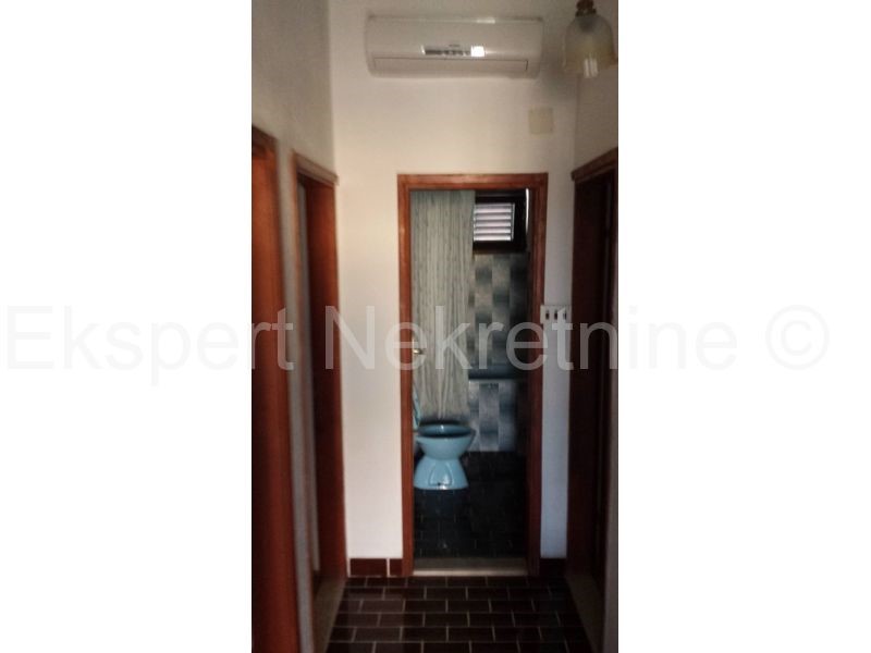 Casa In vendita - SPLITSKO-DALMATINSKA  ČIOVO 