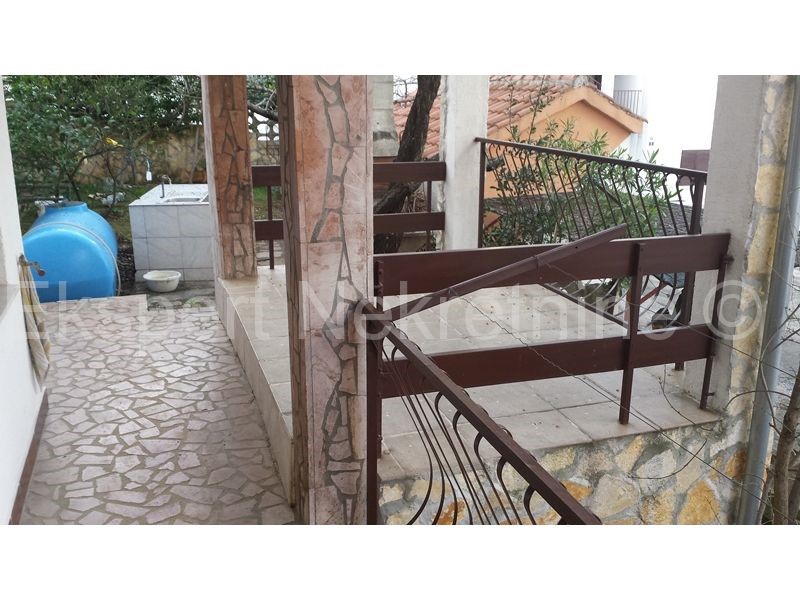 Casa In vendita - SPLITSKO-DALMATINSKA  ČIOVO 