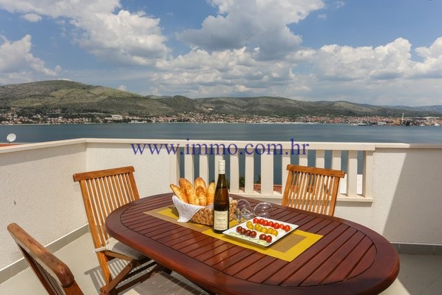 Casa In vendita - SPLITSKO-DALMATINSKA  TROGIR 