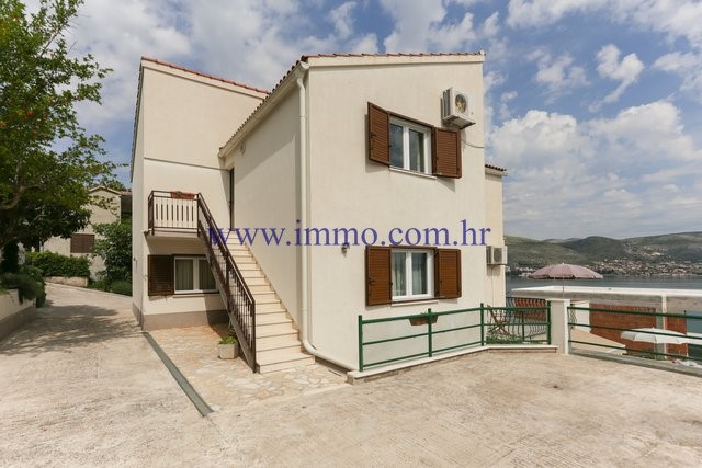 House For sale - SPLITSKO-DALMATINSKA  TROGIR 