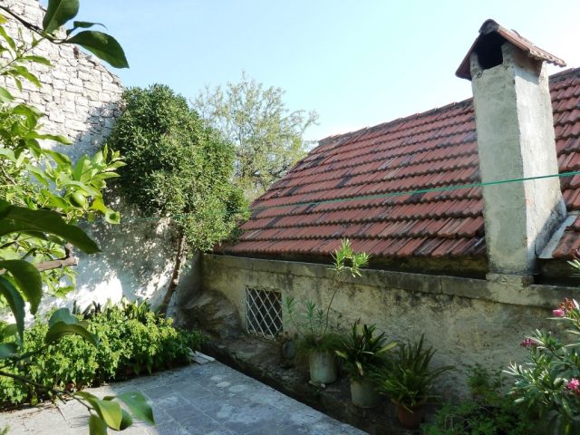 Hiša Naprodaj - Splitsko-dalmatinska Brač - foto 3/11