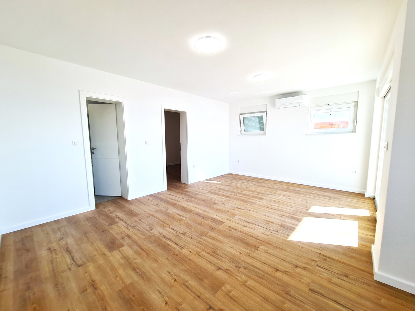 Flat For sale - Primorsko-goranska Crikvenica