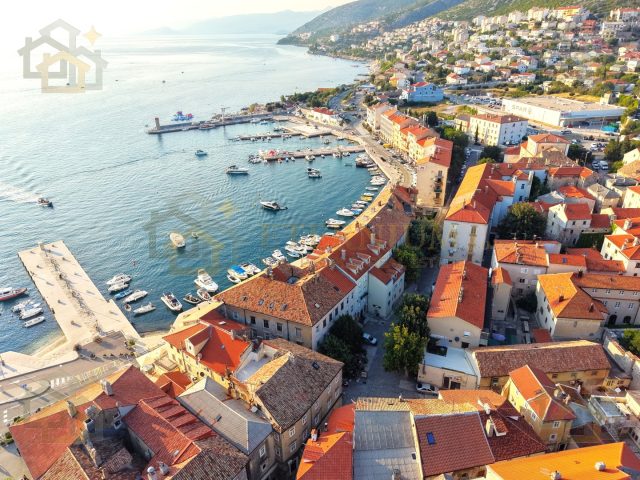 Hiša Naprodaj - Ličko-senjska Senj - foto 2/21