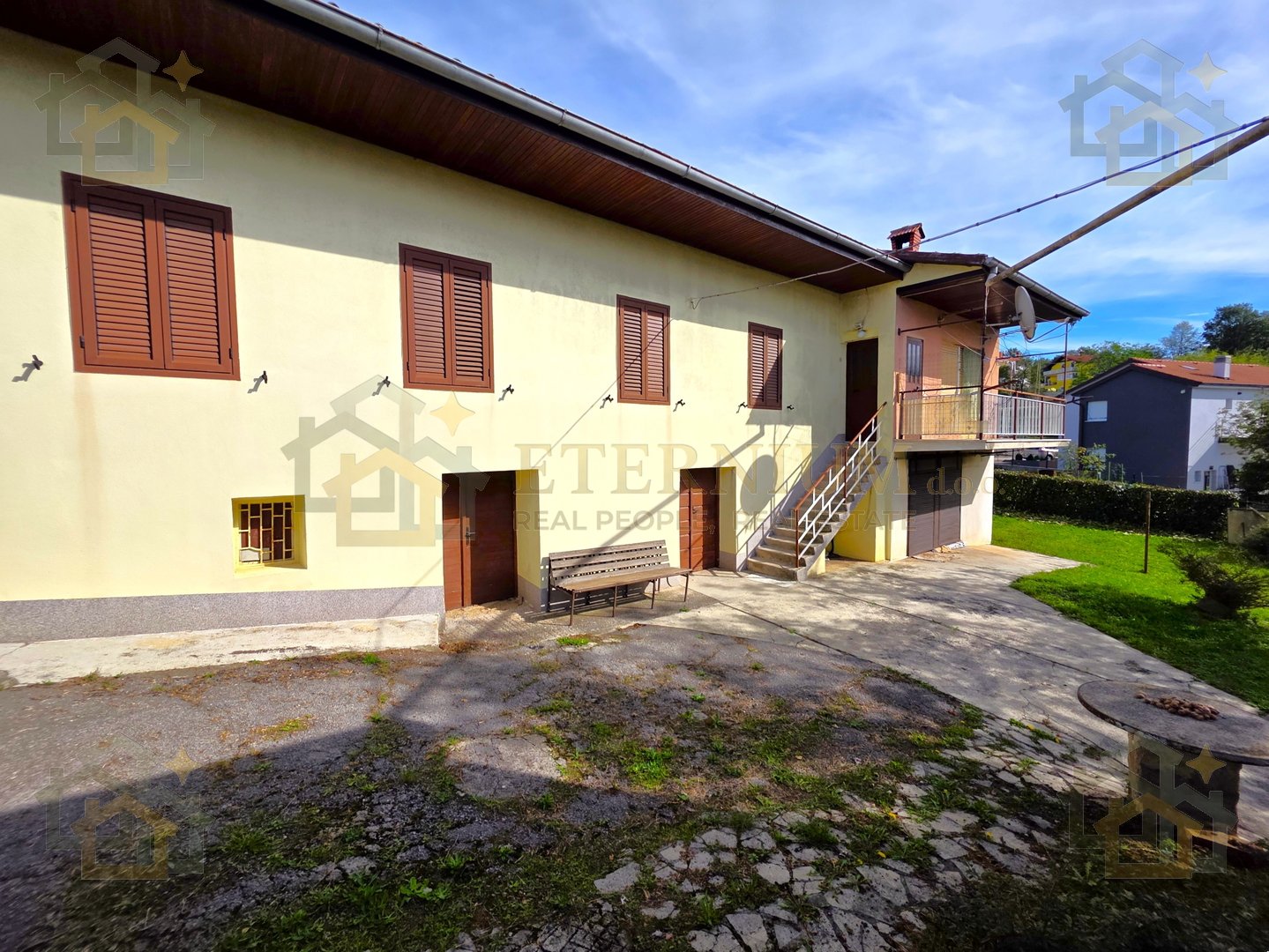Maison À vendre - Primorsko-goranska Sroki