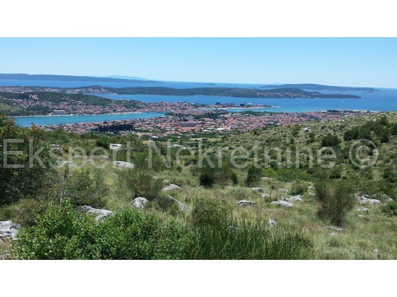 Land For sale - SPLITSKO-DALMATINSKA  TROGIR 