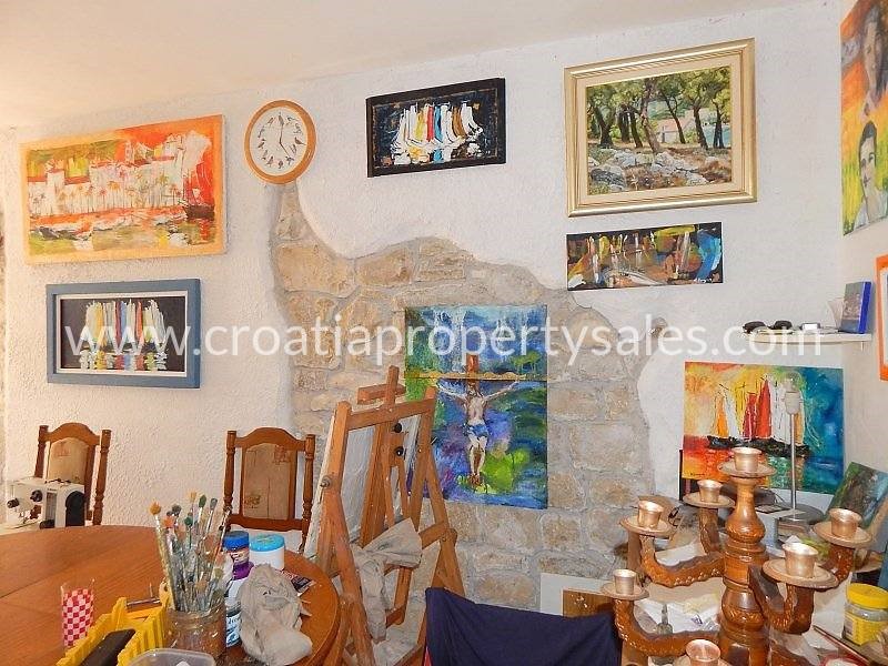 House For sale - SPLITSKO-DALMATINSKA  TROGIR 