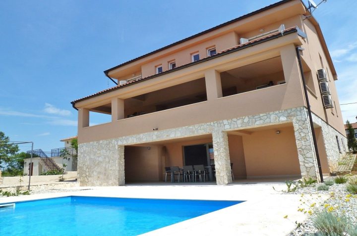 Casa in vendita 370 m² – Krk