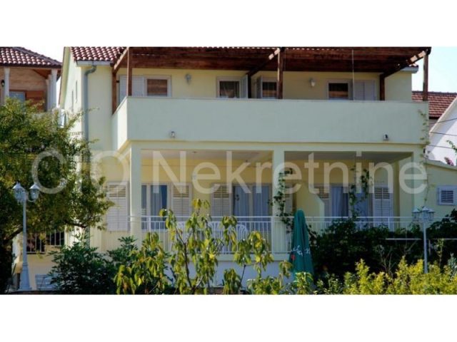 Hiša Naprodaj - Splitsko-dalmatinska Brač - foto 2/20