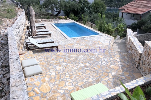 Casa In vendita - SPLITSKO-DALMATINSKA  TROGIR 