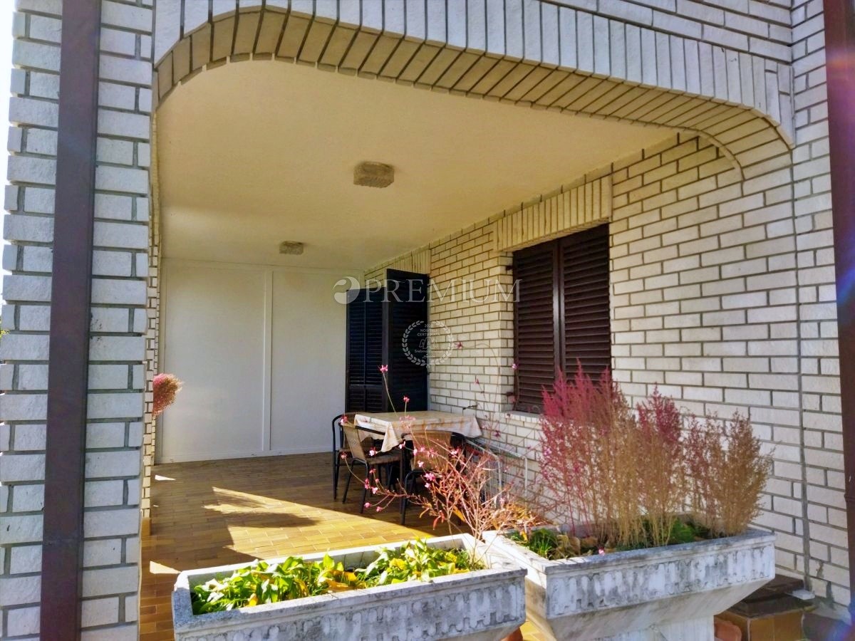 Haus Zu verkaufen -  Dobrinj