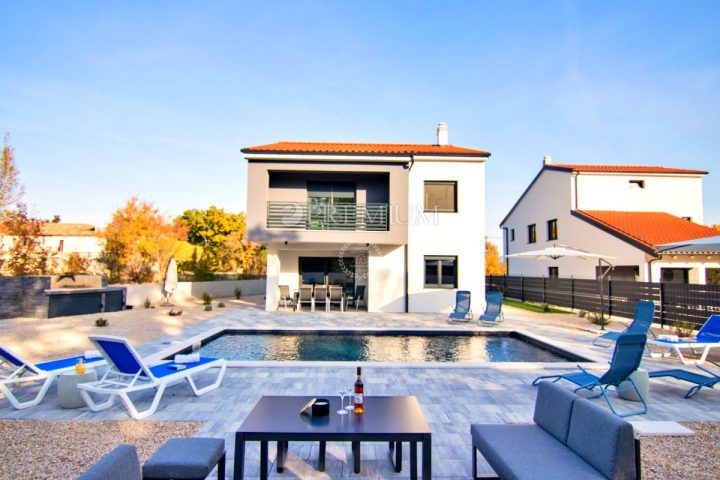 House for sale 150 m² – Dobrinj