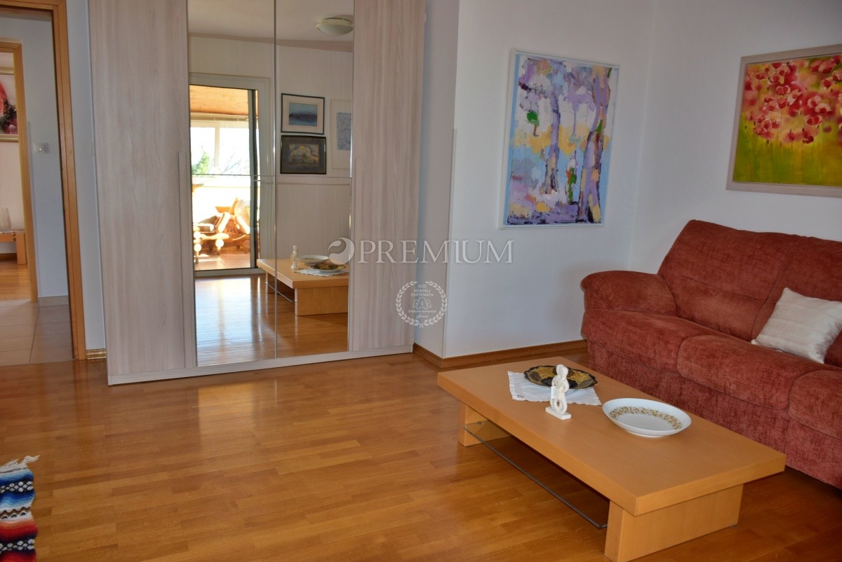 House For sale - Primorsko-goranska Malinska