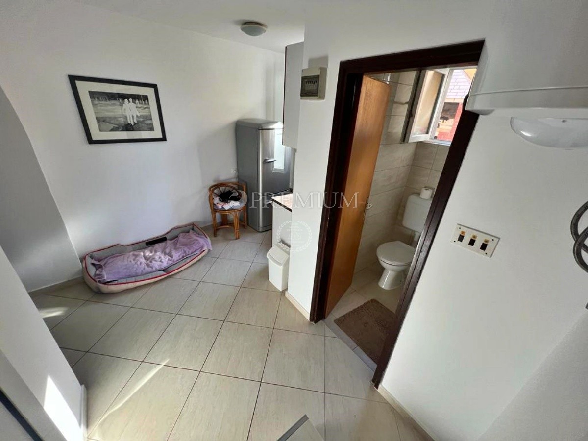 House For sale - Primorsko-goranska Malinska