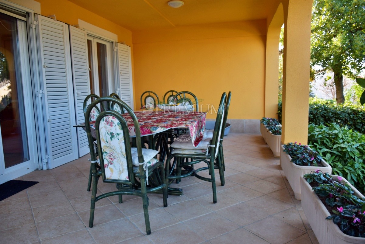 House For sale - Primorsko-goranska Malinska