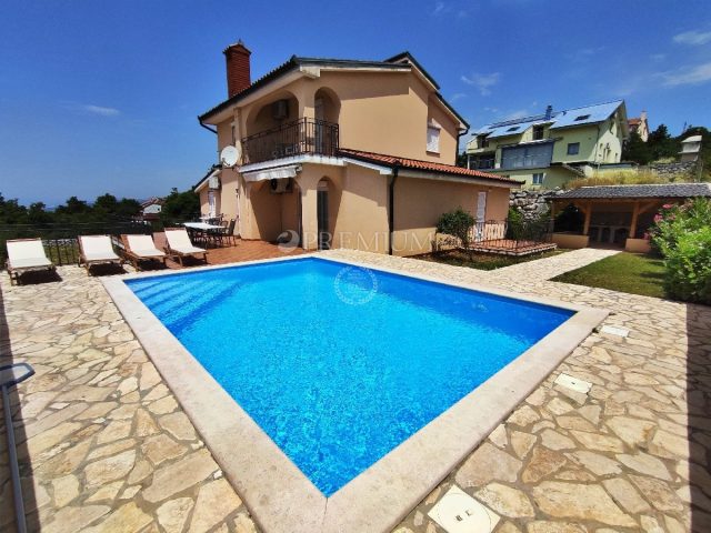 Kuća na prodaju 215 m² – Kraljevica